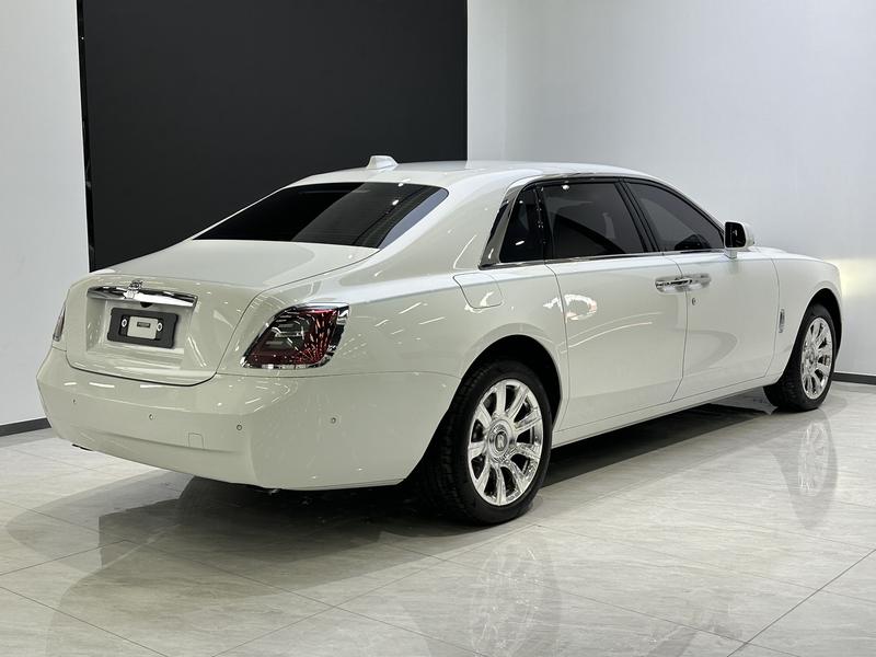 Rolls-Royce Ghost, 2025 — фото 5 из 10