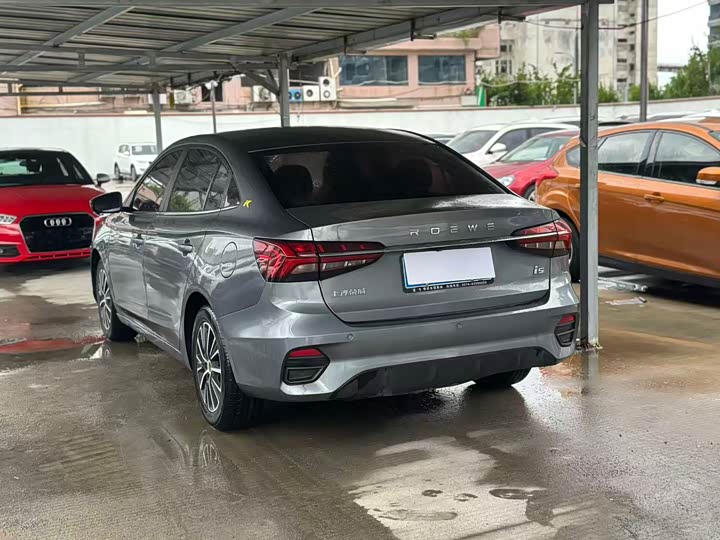 Roewe i5, 2022 — фото 7 из 9