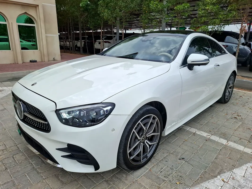 Mercedes-Benz E-Class, 2023 — фото 3 из 10