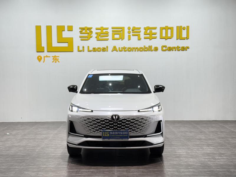 Changan CS55 Plus, 2023 — фото 2 из 12