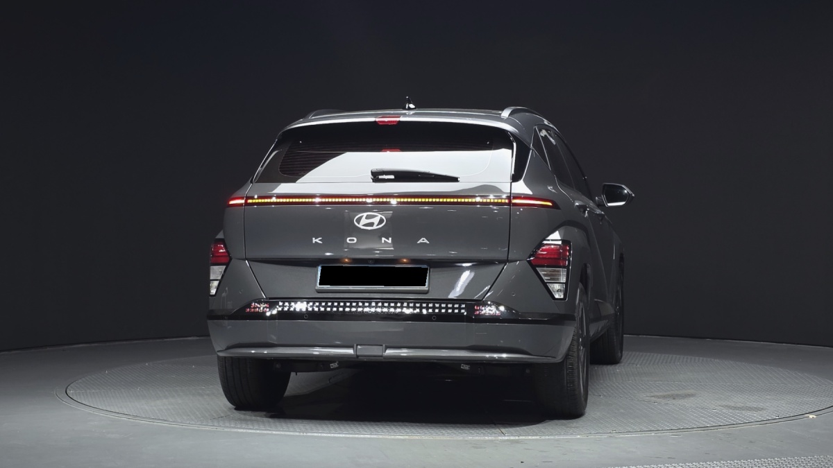 Hyundai Kona, 2023 — фото 4 из 12