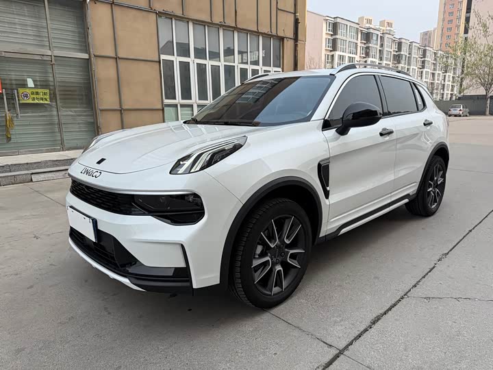 Lynk & Co 01, 2024 — купить в Ульяновске под ключ