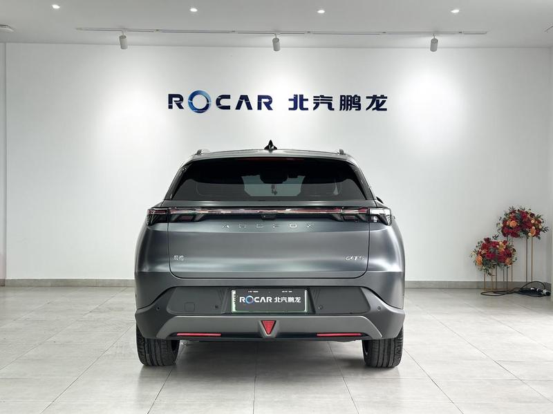 BAIC Arcfox Alpha T5, 2025 — фото 5 из 12