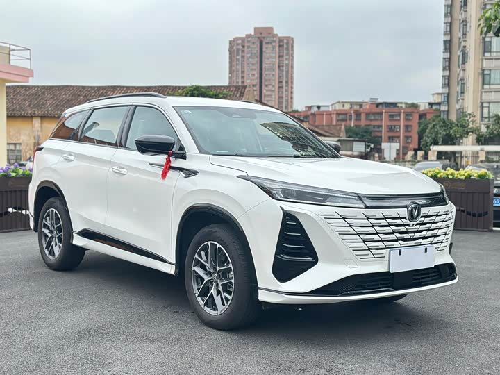 Changan CS75 Plus, 2024 — фото 3 из 9