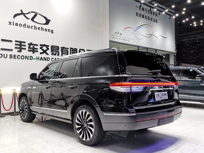 Lincoln Navigator, 2024 — фото 4 из 11