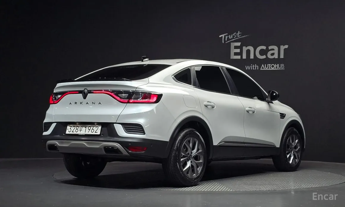 Renault Arkana, 2024 — фото 2 из 12
