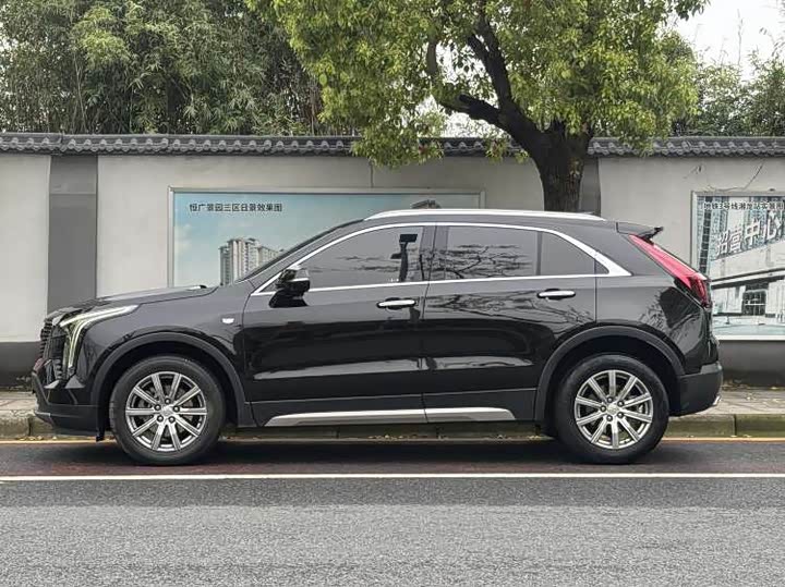 Cadillac XT4, 2023 — фото 4 из 9