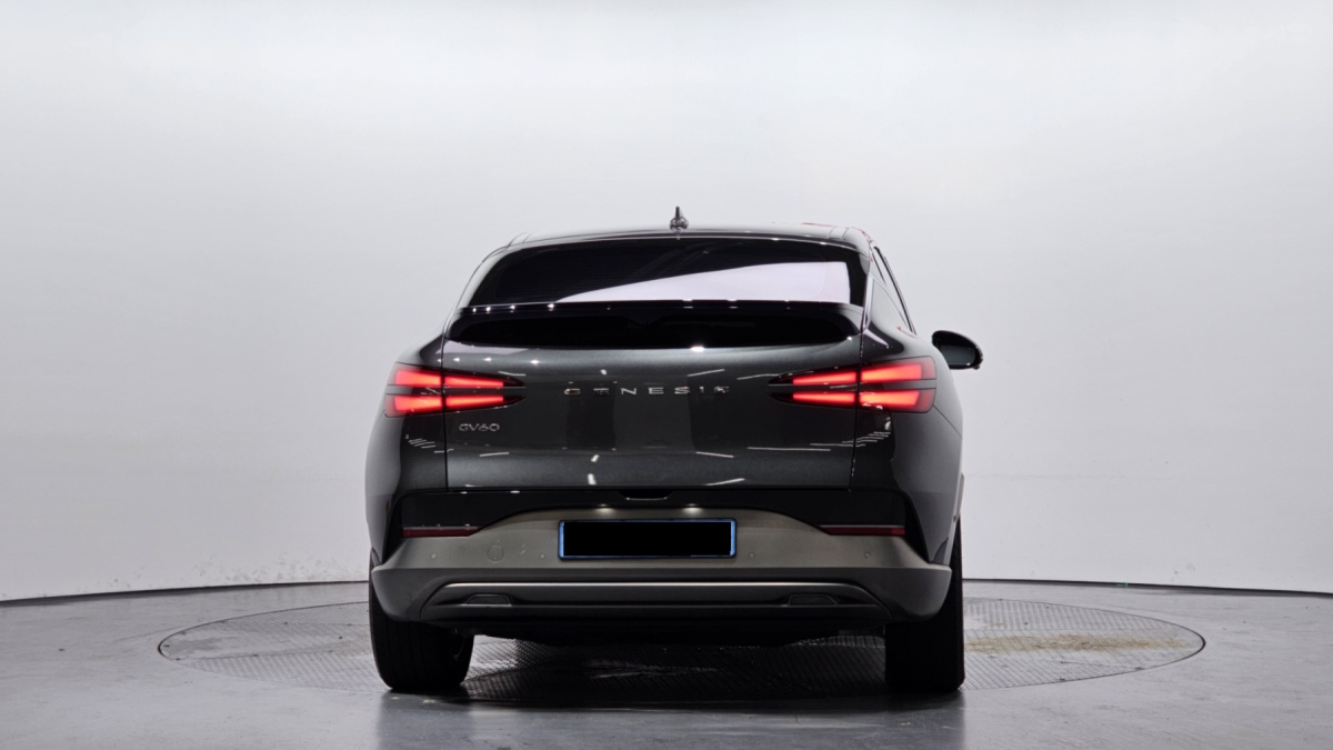 Genesis GV60, 2023 — фото 4 из 12