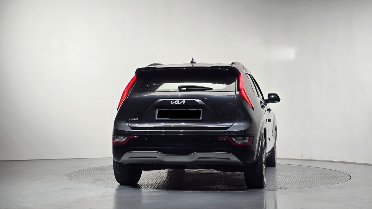 Kia Niro, 2022 — фото 4 из 12