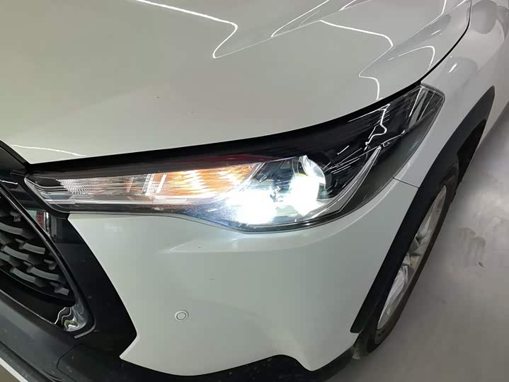 Toyota Corolla Cross, 2023 — фото 5 из 9