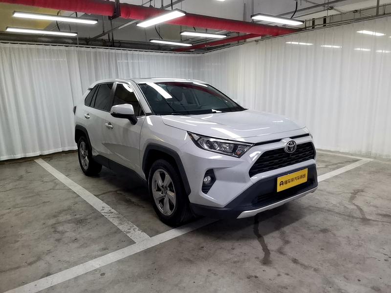 Toyota RAV4, 2022 — фото 3 из 12