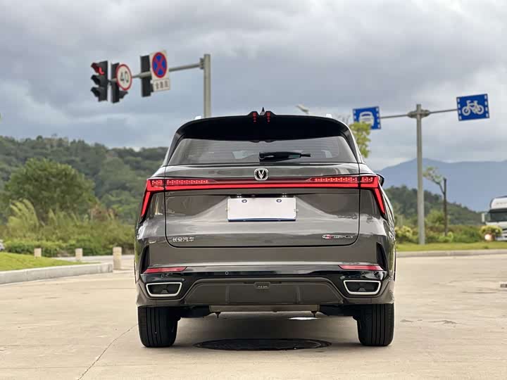 Changan CS75 Plus, 2024 — фото 7 из 9