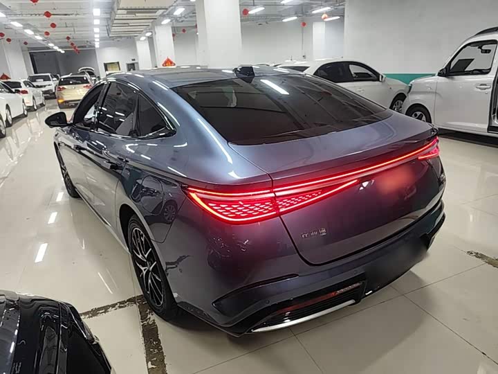 BYD Seal 07 DM-i Hybrid, 2025 — фото 5 из 9