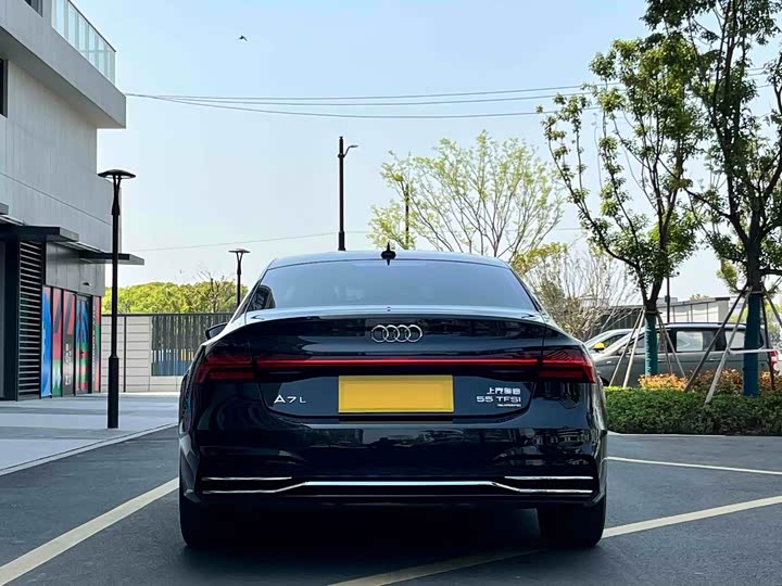 Audi A7L, 2024 — фото 4 из 9