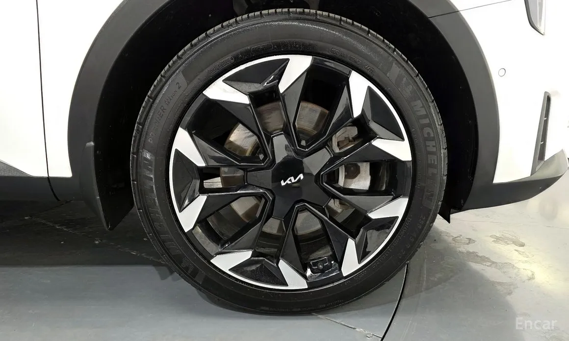Kia Sorento, 2023 — фото 5 из 12