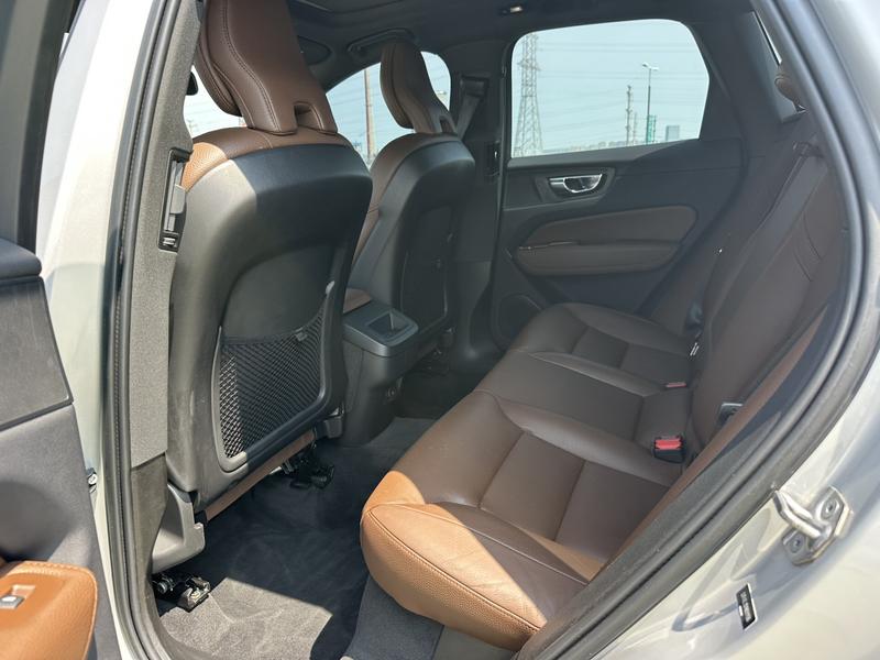 Volvo XC60, 2021 — фото 11 из 12