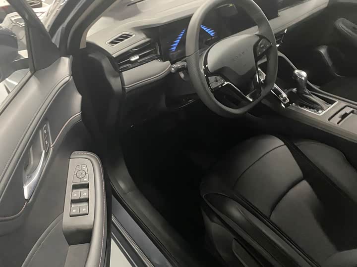 Roewe i5, 2022 — фото 4 из 9