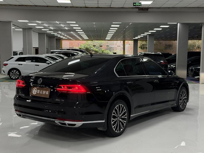Volkswagen Phideon, 2023 — фото 6 из 10