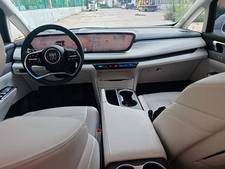 Buick GL8 Hybrid, 2024 — фото 6 из 9