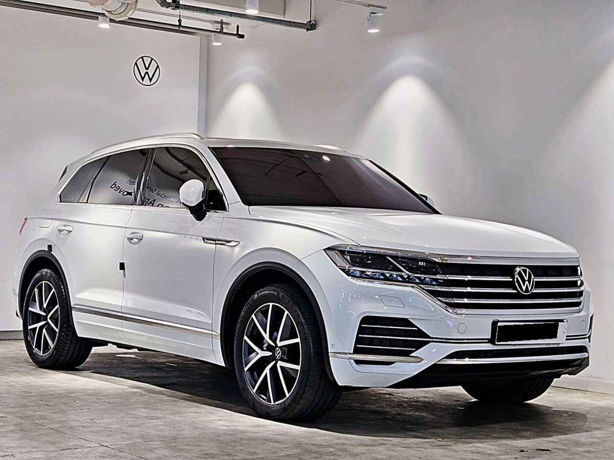 Volkswagen Touareg, 2023 — купить в Перми под ключ