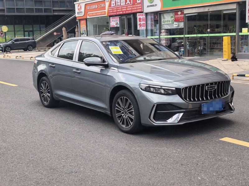 Geely Preface, 2025 — фото 3 из 12