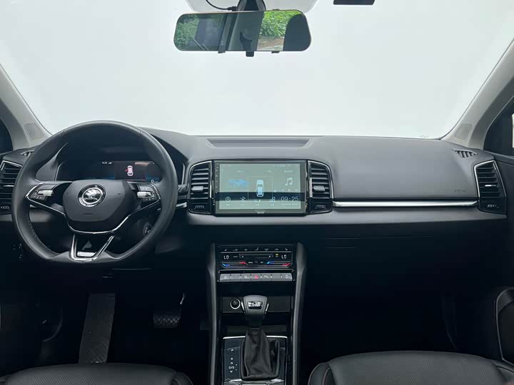 Skoda Karoq, 2022 — фото 5 из 9