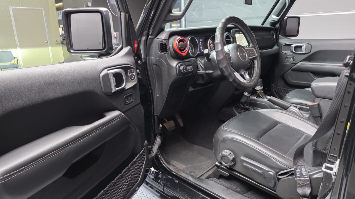 Jeep Wrangler, 2022 — фото 9 из 12