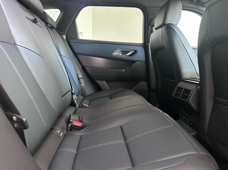 Land Rover Range Rover Velar, 2026 — фото 10 из 11