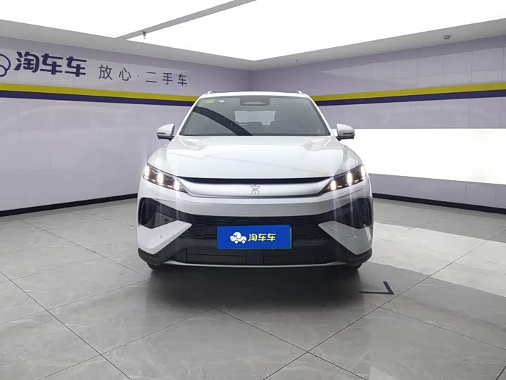 BYD Song Pro Hybrid, 2026 — фото 2 из 9