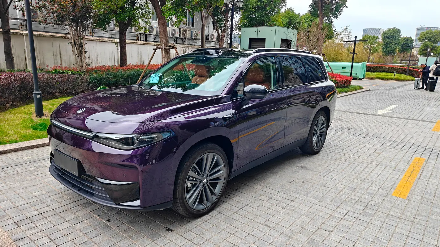 Leapmotor C16, 2025 — фото 3 из 9