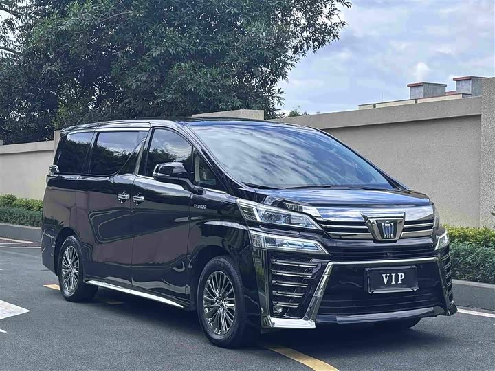 Toyota Vellfire, 2022 — фото 3 из 9