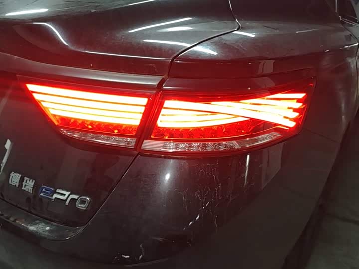 Geely Emgrand GT Hybrid, 2021 — фото 8 из 9
