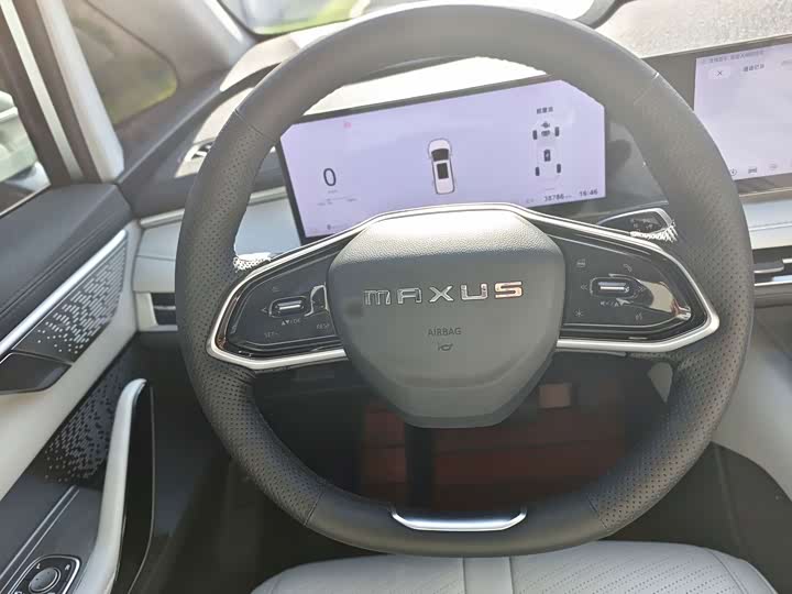 Maxus Mifa 7, 2024 — фото 8 из 9