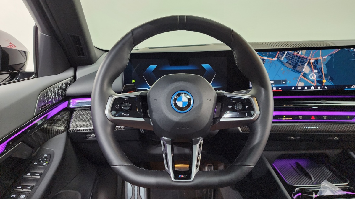 BMW i5, 2023 — фото 11 из 12