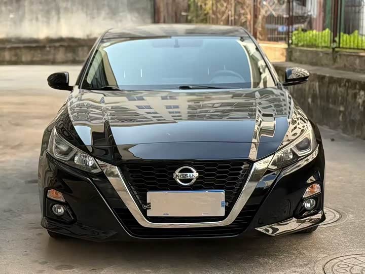 Nissan Teana, 2022 — фото 2 из 9