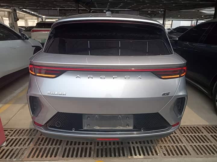 BAIC Arcfox Alpha T, 2023 — фото 4 из 9