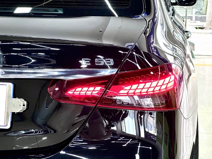Mercedes-Benz E-Class AMG, 2023 — фото 11 из 12