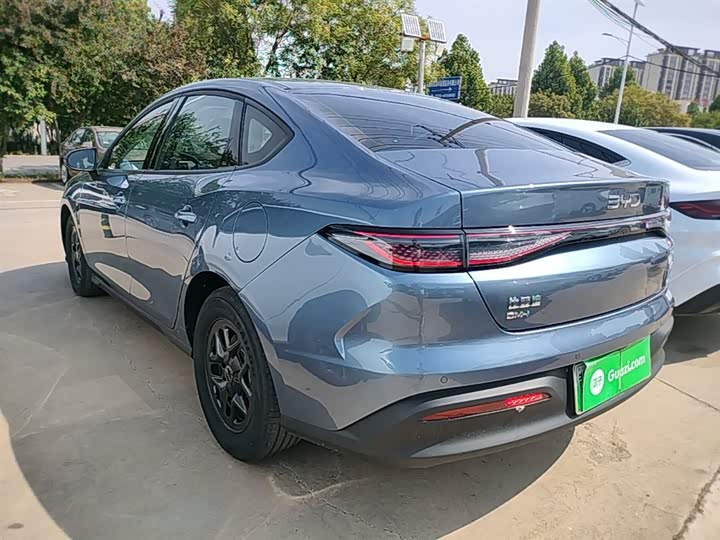 BYD Seal 05 DM-i Hybrid, 2025 — фото 5 из 9