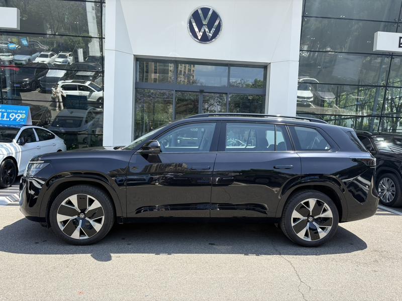 Volkswagen Teramont Pro, 2025 — фото 4 из 12