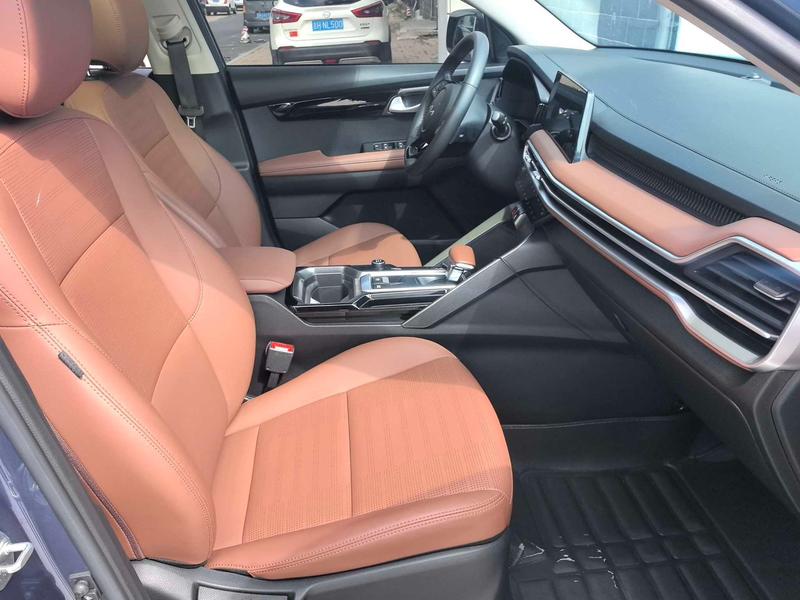 Kia Sportage GT-line, 2022 — фото 8 из 10