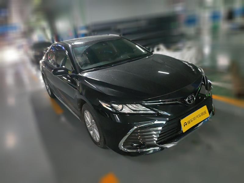 Toyota Camry, 2023 — фото 3 из 11