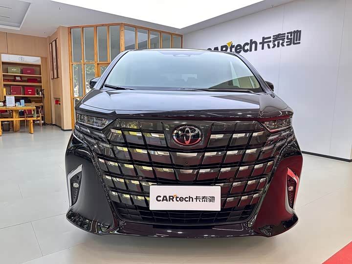 Toyota Alphard, 2024 — фото 2 из 9