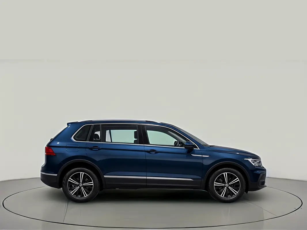 Volkswagen Tiguan, 2022 — фото 5 из 10