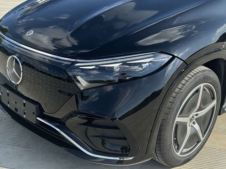 Mercedes-Benz EQS SUV, 2026 — фото 4 из 9