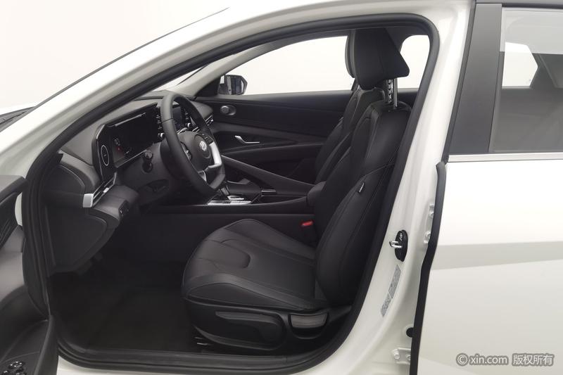 Hyundai Elantra N line, 2025 — фото 11 из 12