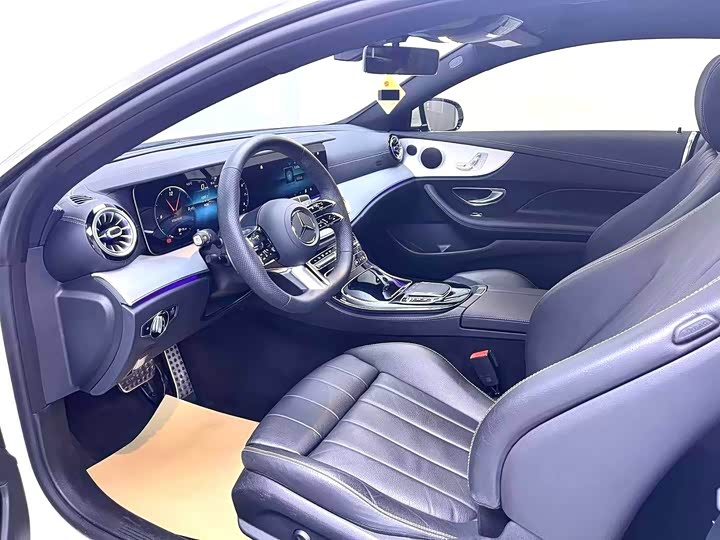 Mercedes-Benz E-Class, 2024 — фото 5 из 7