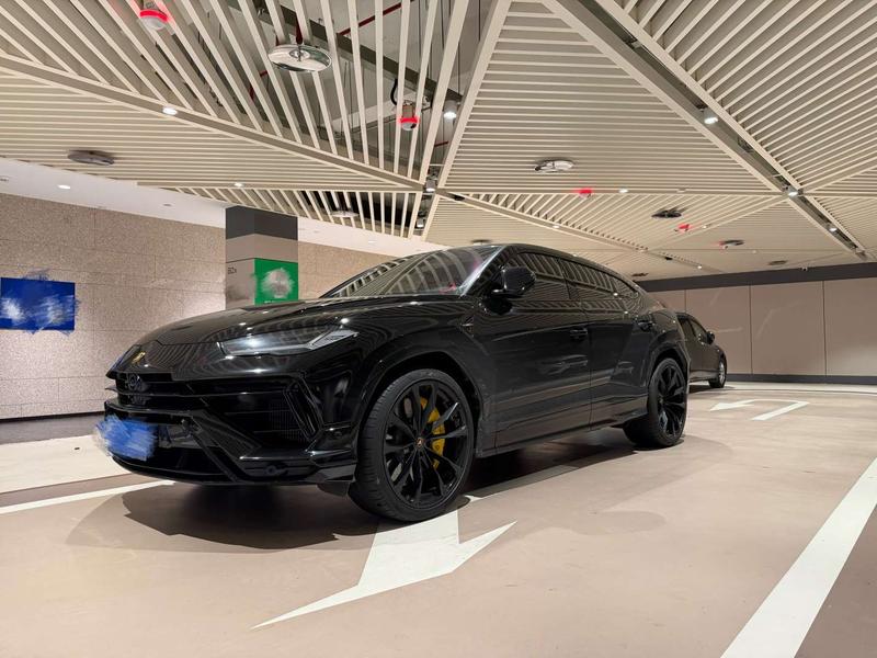 Lamborghini Urus, 2024 — купить в Туле под ключ