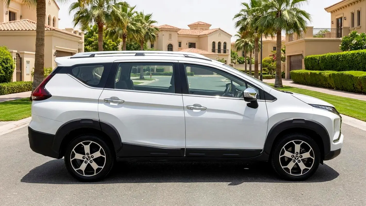 Mitsubishi Xpander Cross, 2023 — фото 5 из 10