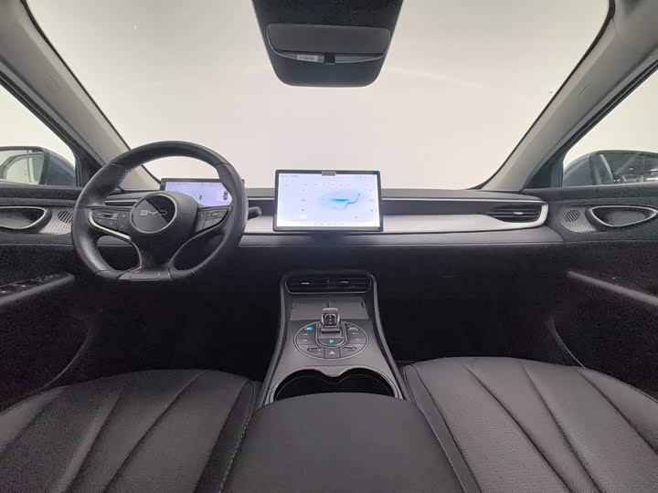 BYD Seal 05 DM-i Hybrid, 2025 — фото 5 из 9
