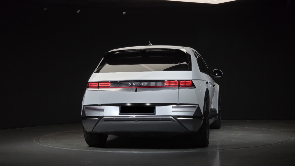 Hyundai Ioniq 5, 2021 — фото 4 из 12